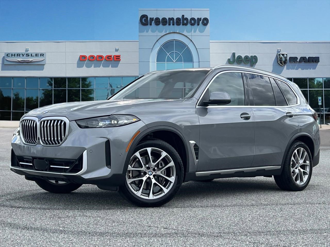 Used 2024 BMW X5 xDrive40i w/ Parking Assistance Package