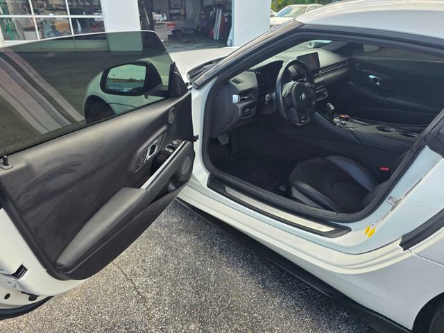 Used 2021 Toyota Supra w/ Safety & Technology Package RWD image 12