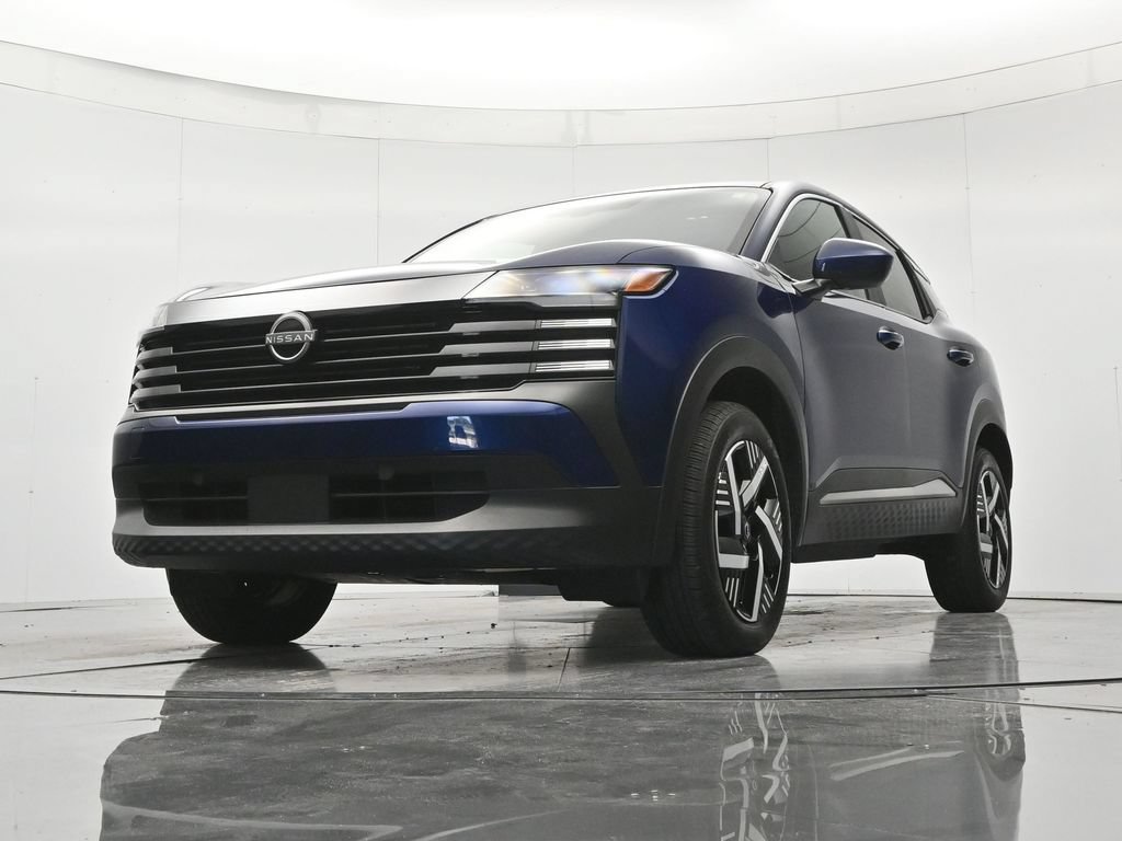 Used 2025 Nissan Kicks SV FWD image 36