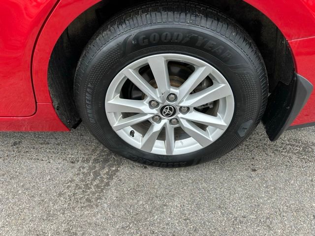 Used 2025 Toyota Camry LE w/ Convenience Package AWD/4WD image 12