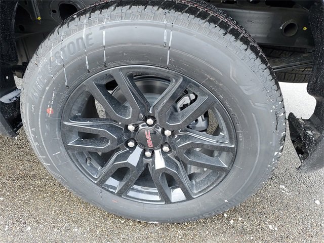 New 2026 GMC Sierra 1500 Elevation image 32