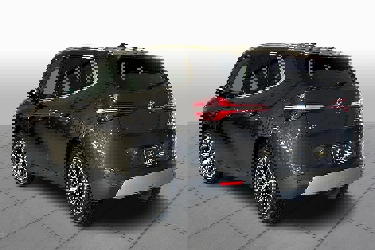 Used 2025 BMW X3 xDrive30i w/ Convenience Package image 12