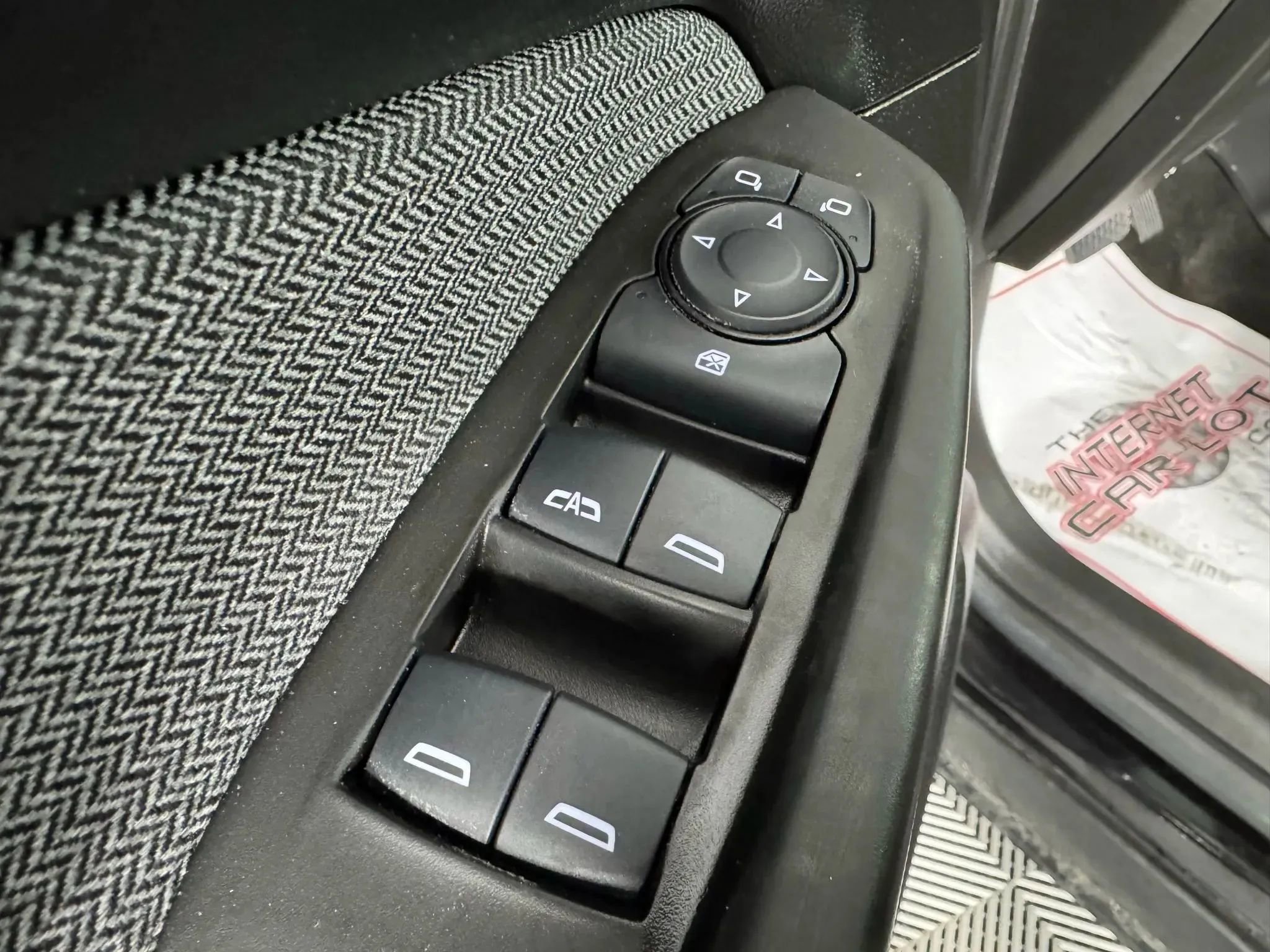 Used 2023 Chevrolet TrailBlazer LT w/ Convenience Package AWD/4WD image 39