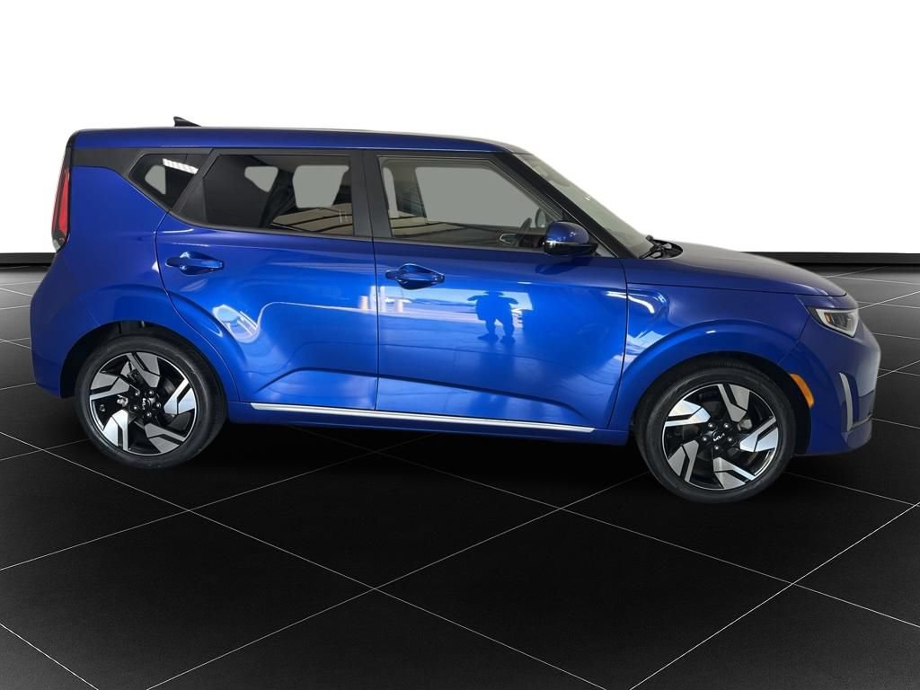 Used 2023 Kia Soul GT-Line w/ GT-Line Technology Package FWD image 6