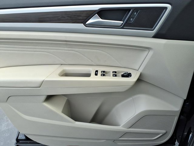 Used 2022 Volkswagen Atlas SE image 23