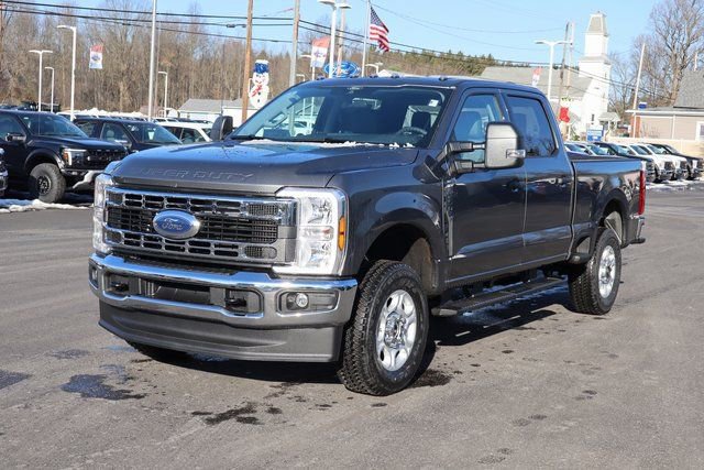 New 2026 Ford F250 XLT w/ FX4 Off-Road Package AWD/4WD image 13