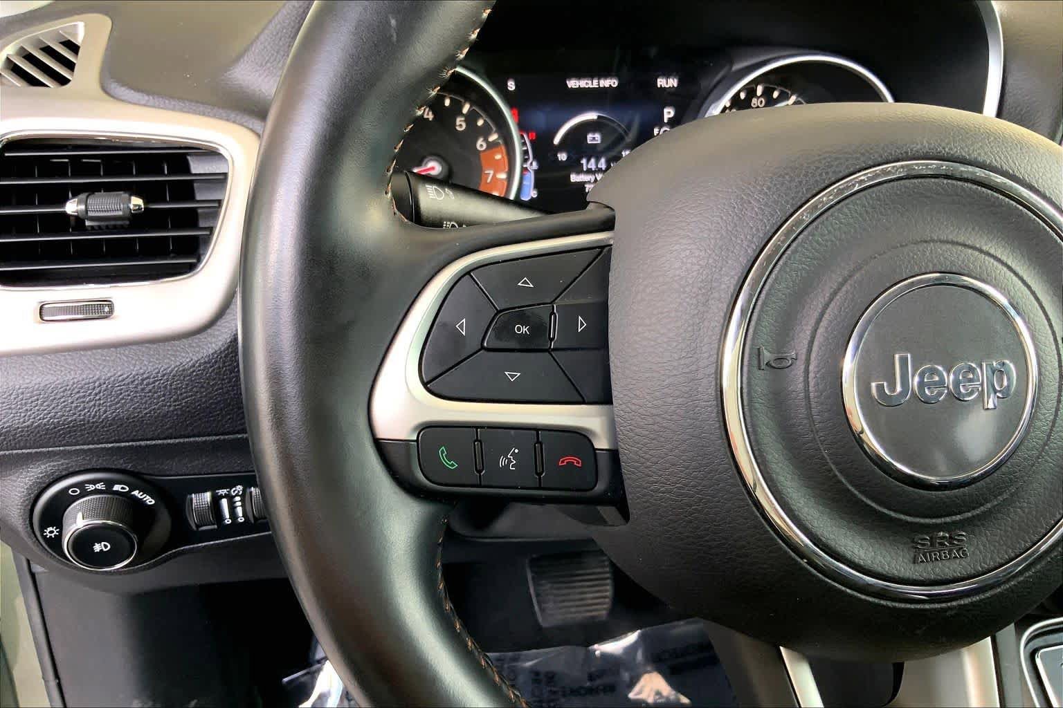 Used 2018 Jeep Compass Latitude w/ Popular Equipment Group FWD image 24