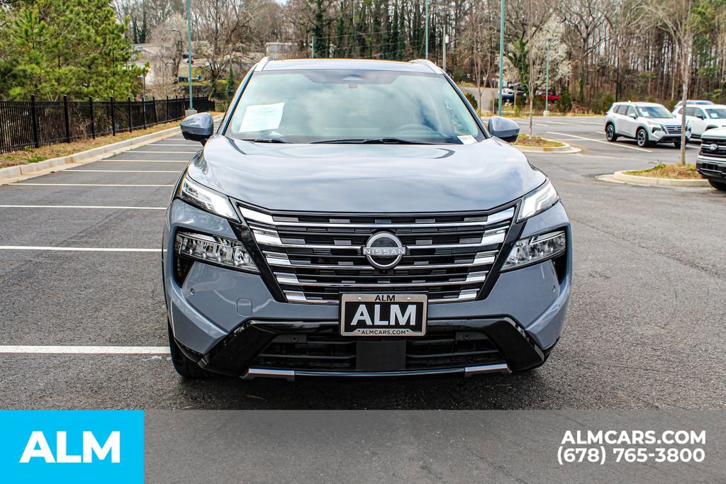 Used 2024 Nissan Rogue Platinum w/ Platinum Premium Package image 9