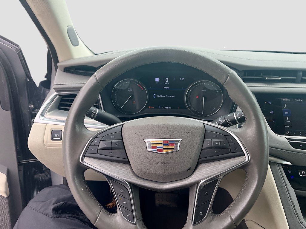 Used 2024 Cadillac XT5 Premium Luxury w/ Technology Package FWD image 11