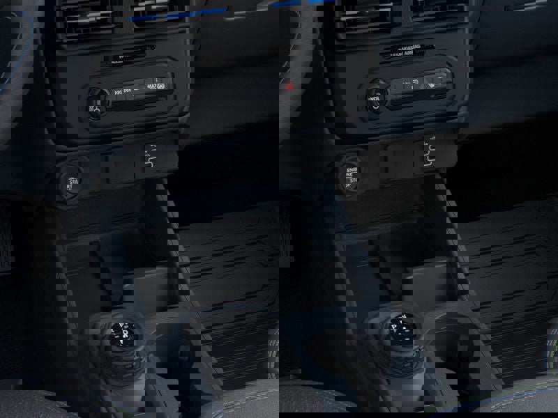 New 2025 Ford Maverick Lobo image 16