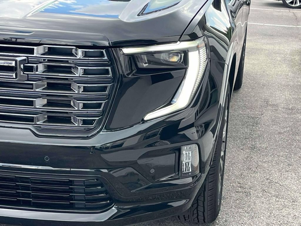 New 2026 GMC Acadia Denali Ultimate FWD image 9