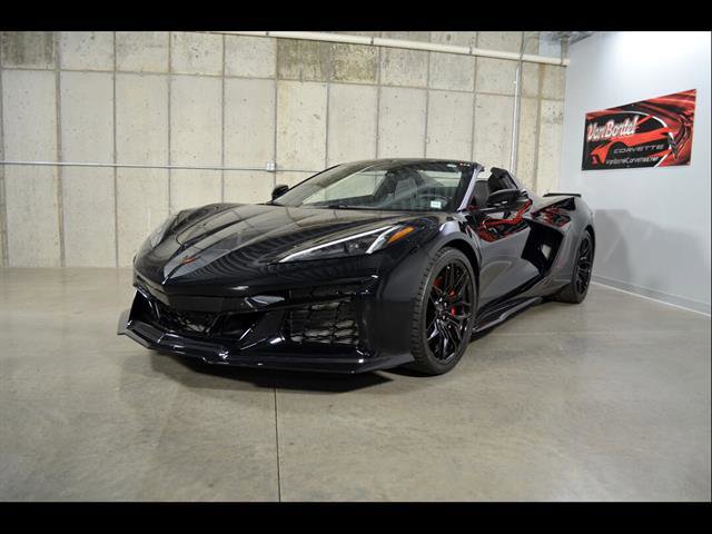 Used 2023 Chevrolet Corvette Z06 w/ Battery Protection Package image 4