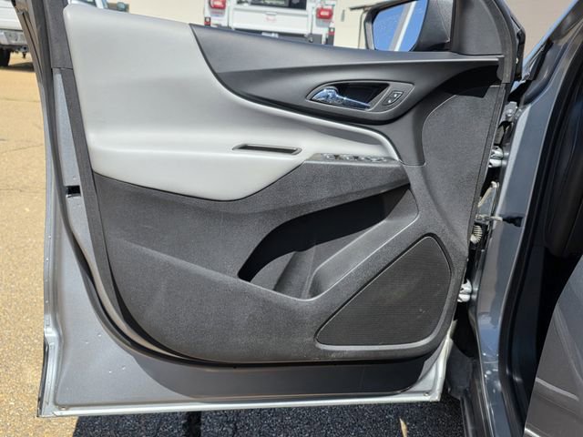 Used 2024 Chevrolet Equinox LS image 11