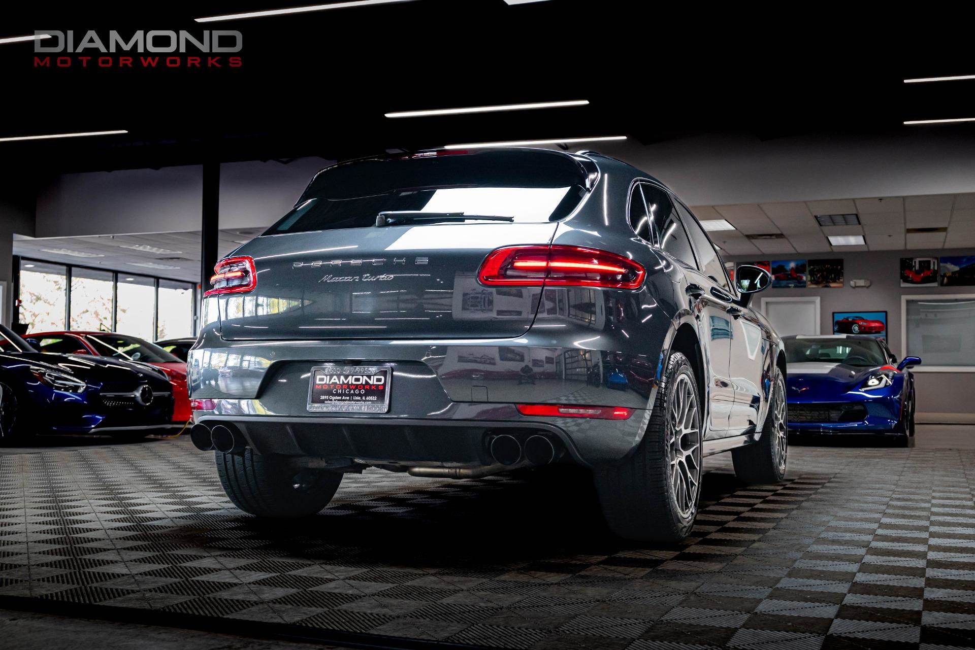 Used 2018 Porsche Macan Turbo image 26