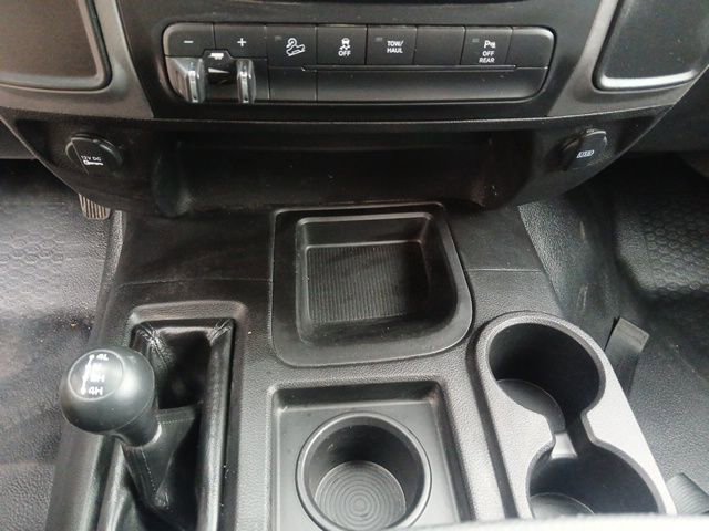 Used 2018 RAM 2500 Tradesman w/ Chrome Appearance Group image 32