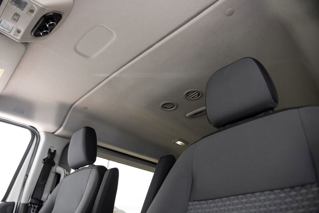 Used 2023 Ford Transit 350 XLT image 29