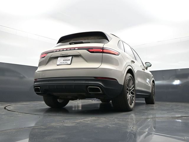 Used 2022 Porsche Cayenne Platinum Edition AWD/4WD image 30