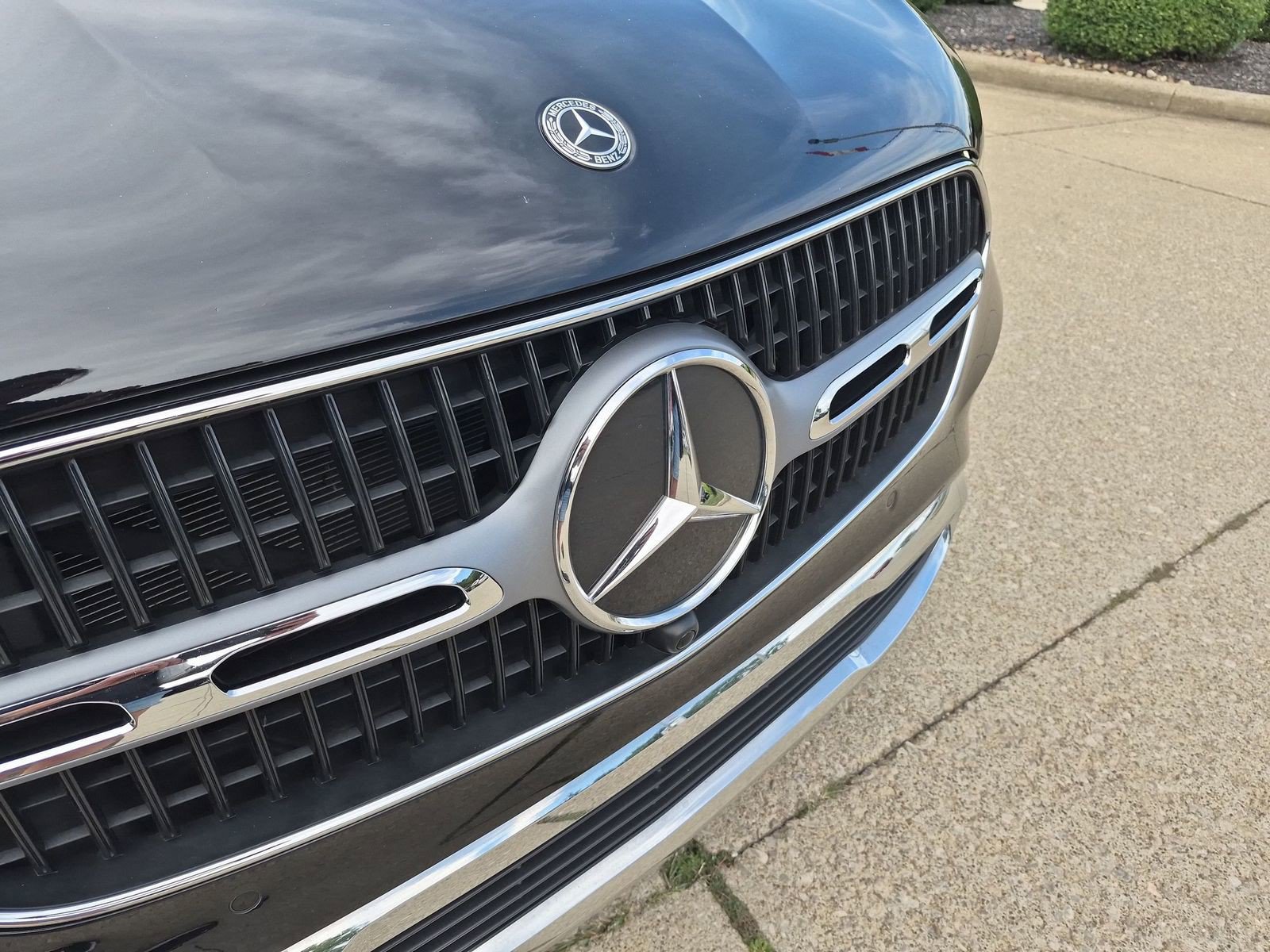 Used 2024 Mercedes-Benz GLC 300 4MATIC image 37