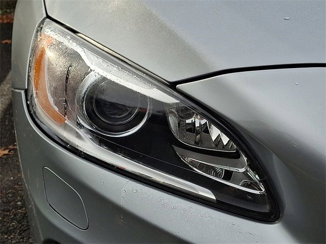 Used 2017 Volvo S60 T5 Dynamic w/ Vision Package image 8