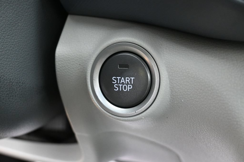 Used 2021 Hyundai Kona Ultimate FWD image 19