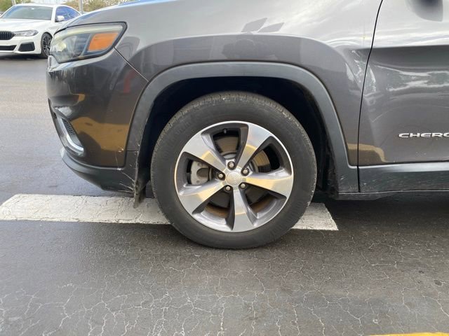 Used 2020 Jeep Cherokee Limited image 12