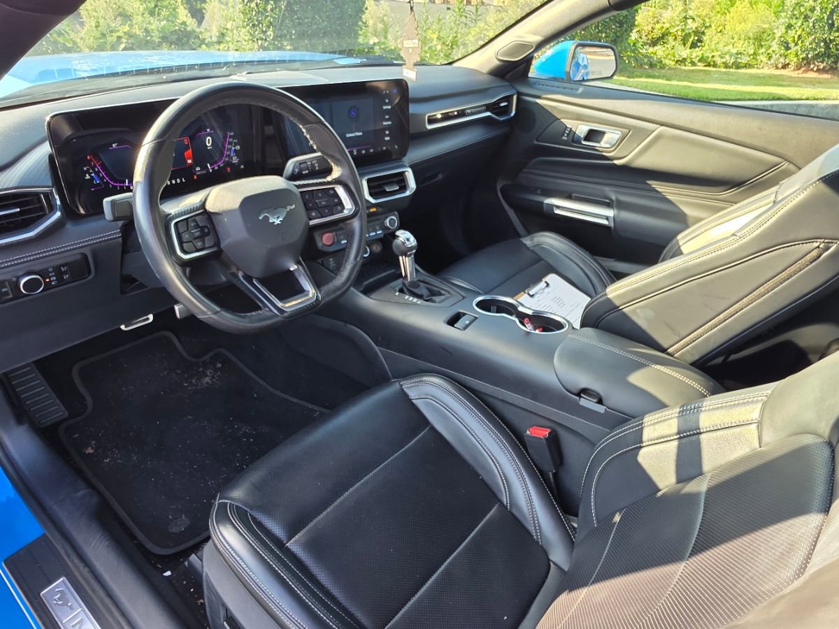 Used 2024 Ford Mustang Premium image 6