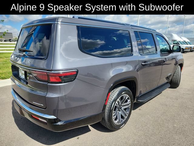 Used 2023 Jeep Wagoneer L Series II AWD/4WD image 10