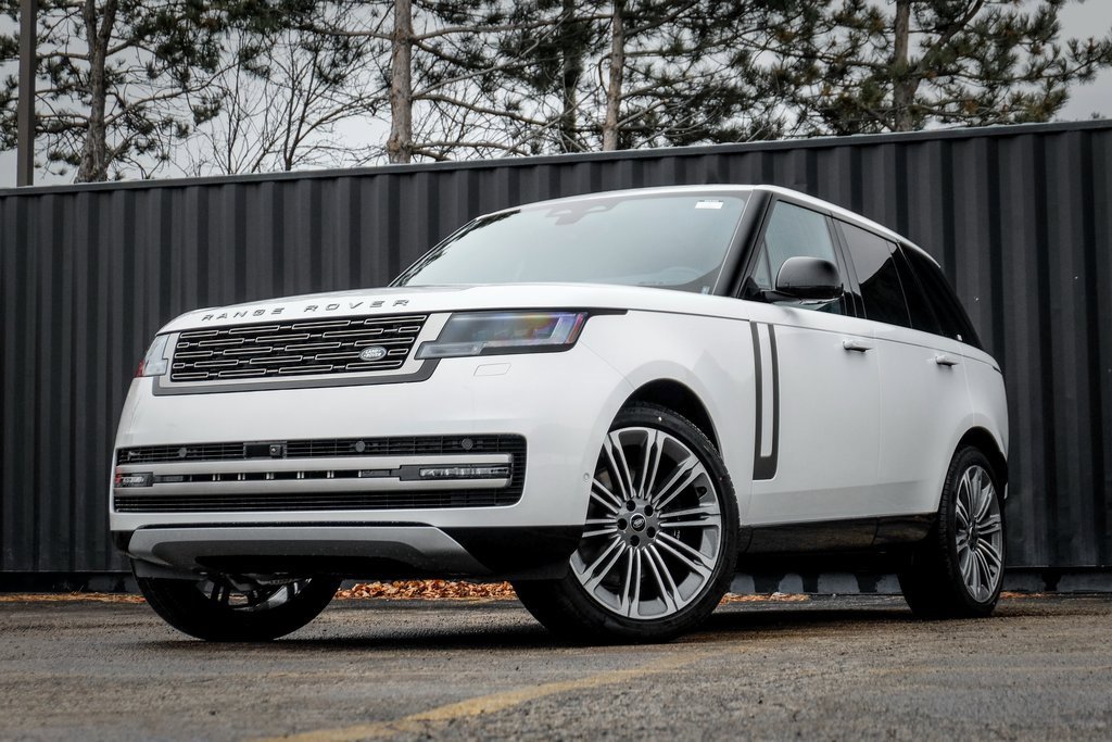 New 2025 Land Rover Range Rover SE