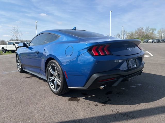 Used 2024 Ford Mustang Coupe RWD image 10
