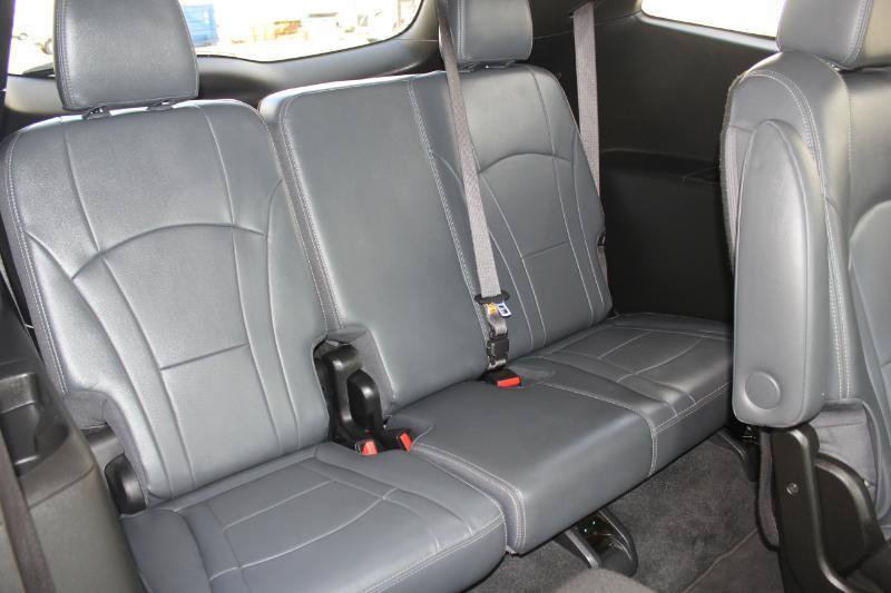 Used 2023 Buick Enclave Essence w/ Experience Buick Package FWD image 16