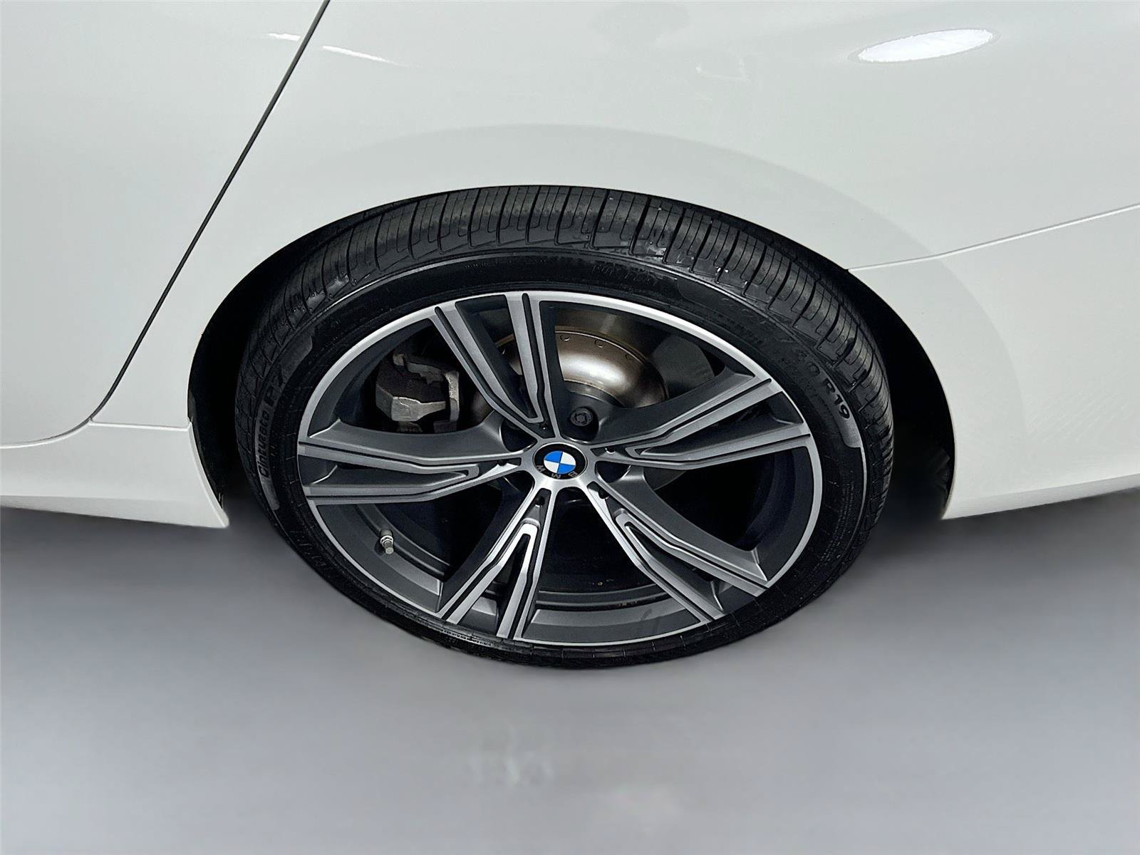 Used 2022 BMW 330i xDrive Sedan w/ Premium Package 2 AWD/4WD image 31