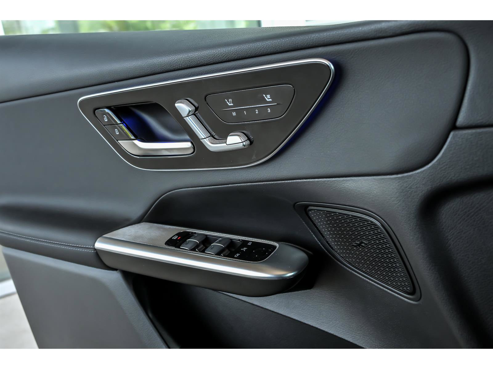 Certified 2026 Mercedes-Benz GLC 300 4MATIC image 9
