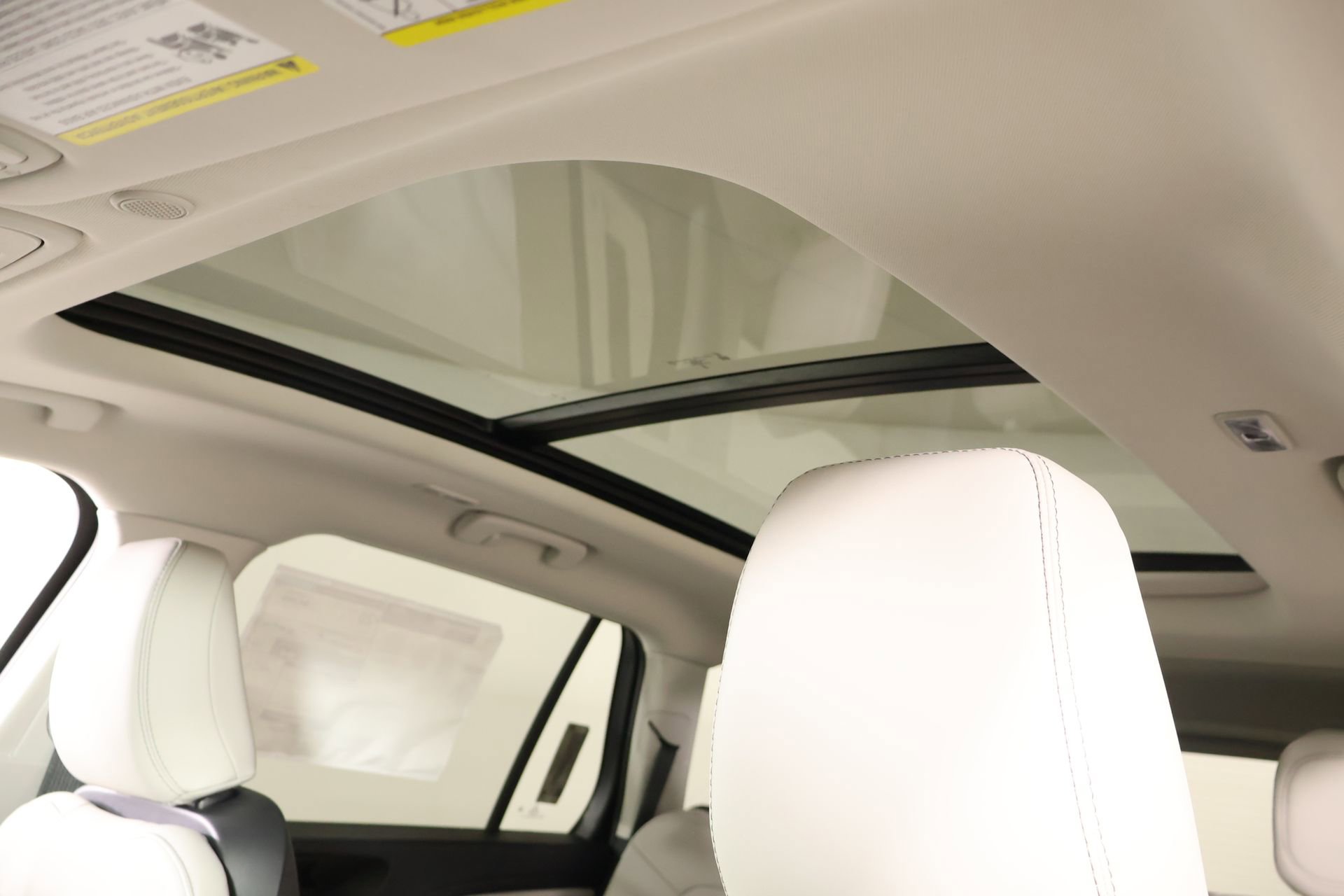 New 2026 Lincoln Aviator AWD image 16