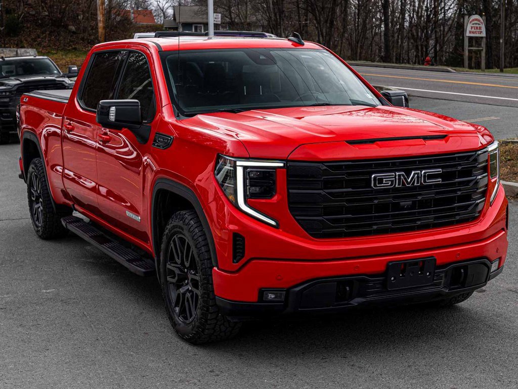 Used 2024 GMC Sierra 1500 Elevation w/ Elevation Premium Package image 3