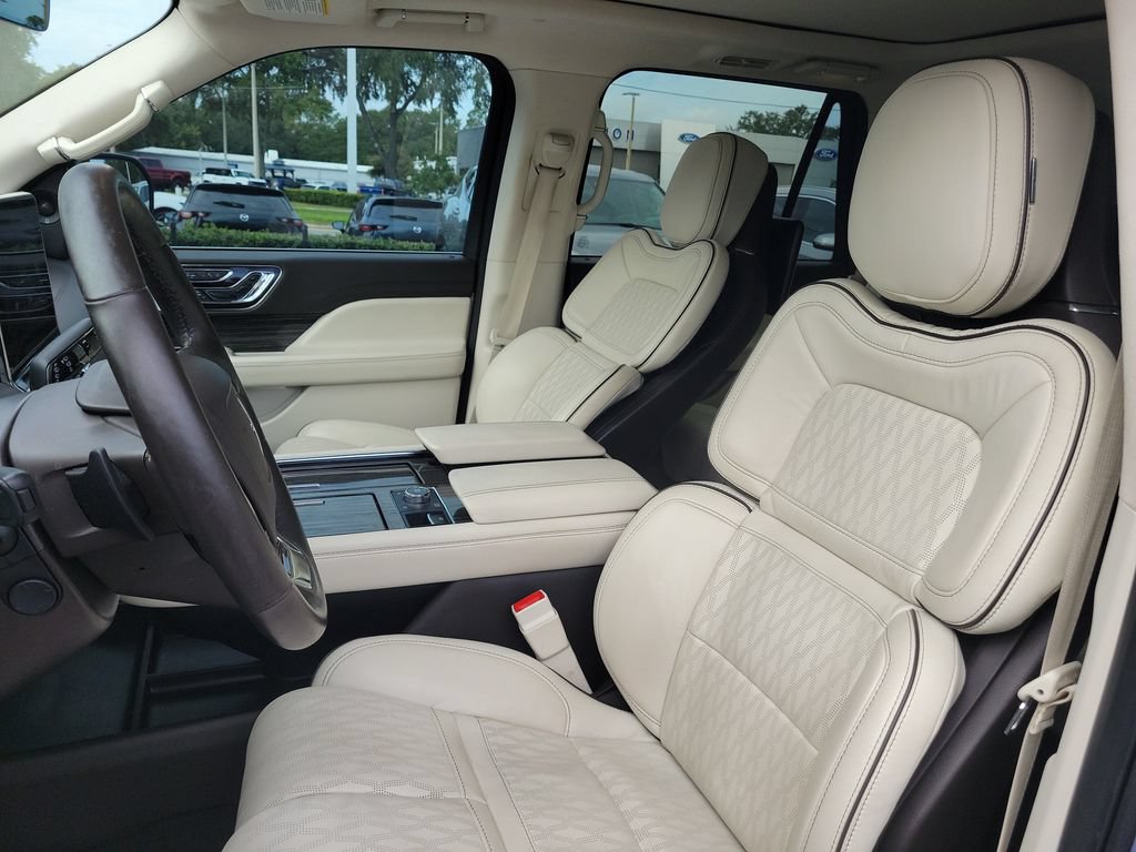 Used 2021 Lincoln Navigator Black Label AWD/4WD image 28
