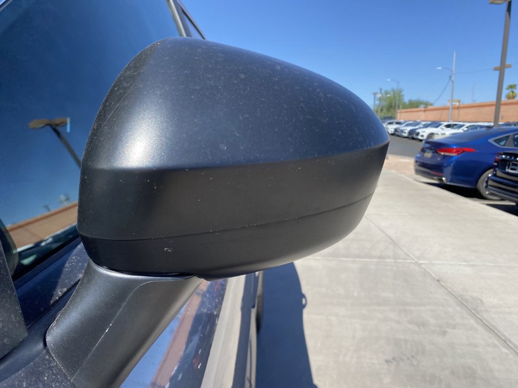 Used 2023 Nissan Rogue S image 9