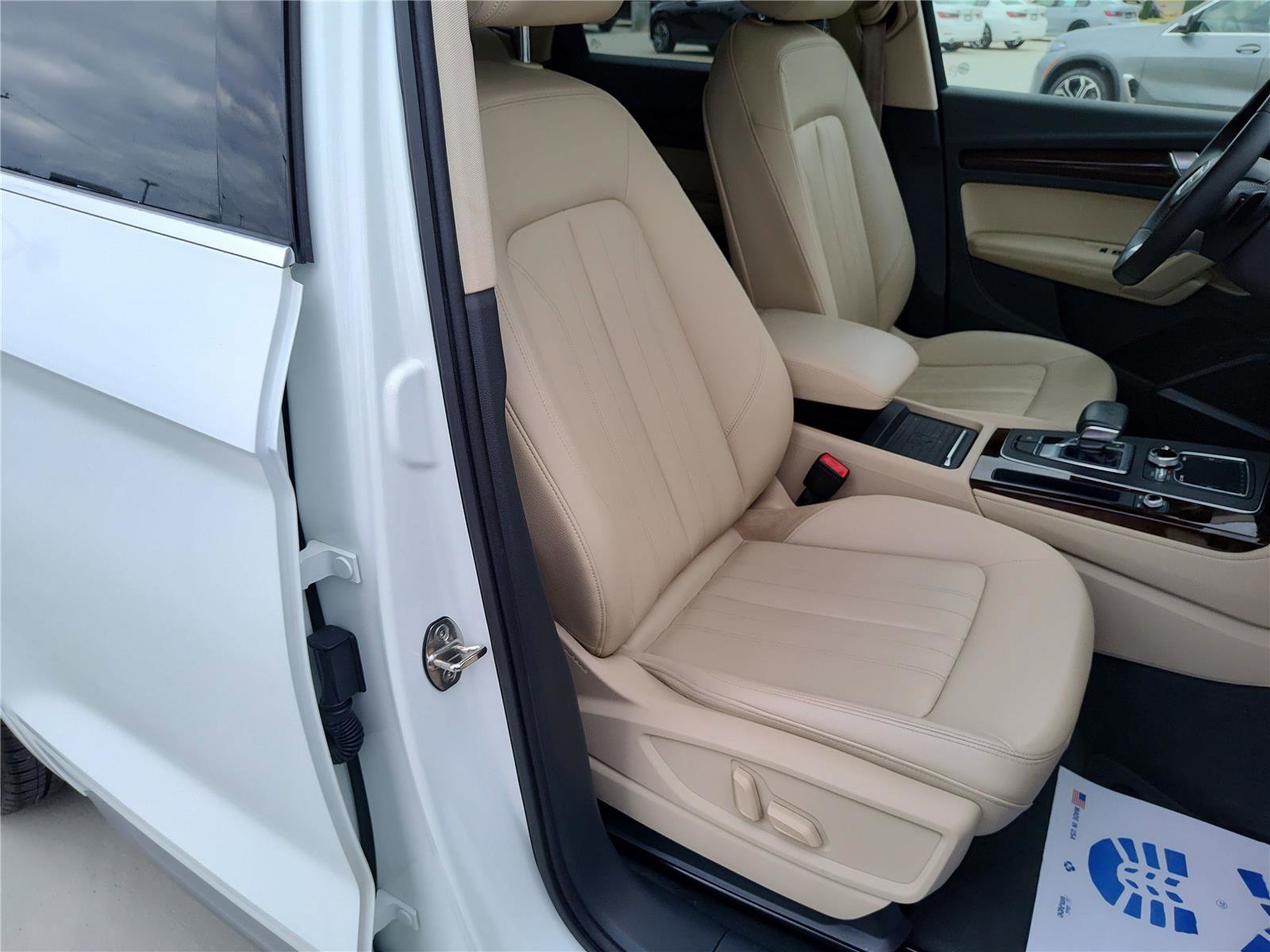 Used 2019 Audi Q5 Prestige w/ Prestige Package image 23