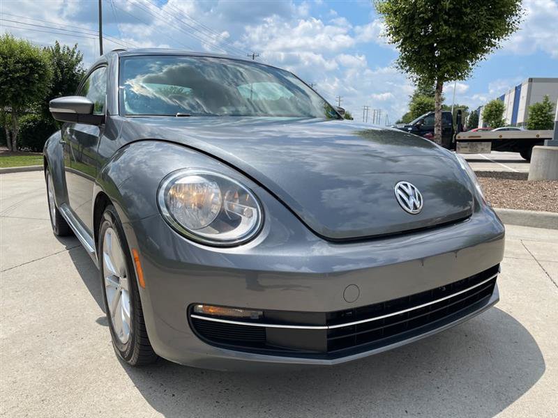 Used 2013 Volkswagen Beetle TDI FWD image 43