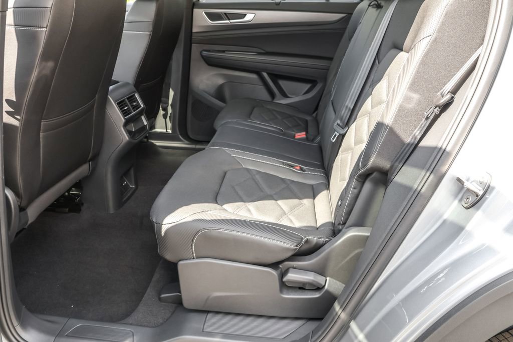 New 2026 Volkswagen Atlas Cross Sport SE AWD/4WD image 34