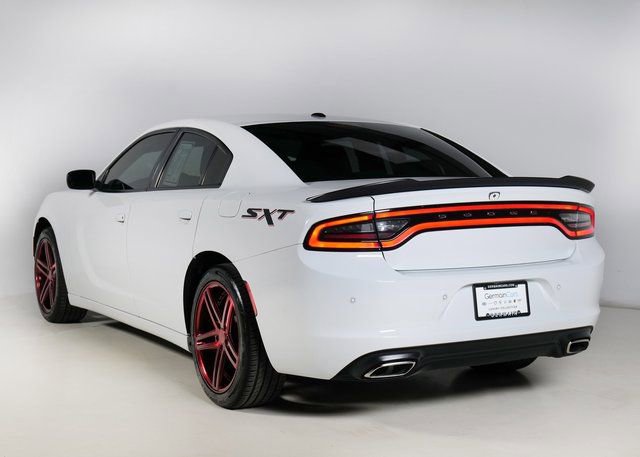 Used 2019 Dodge Charger SXT image 30
