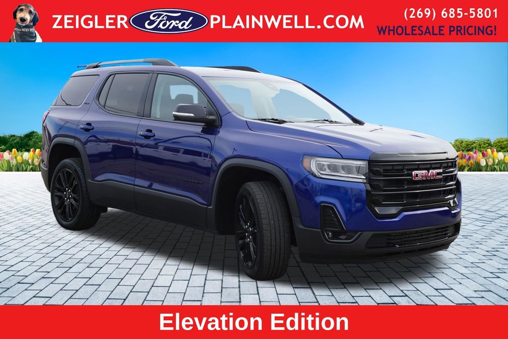 Used 2023 GMC Acadia SLT w/ Elevation Edition image 7