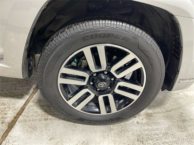 Used 2022 Toyota 4Runner Limited image 10