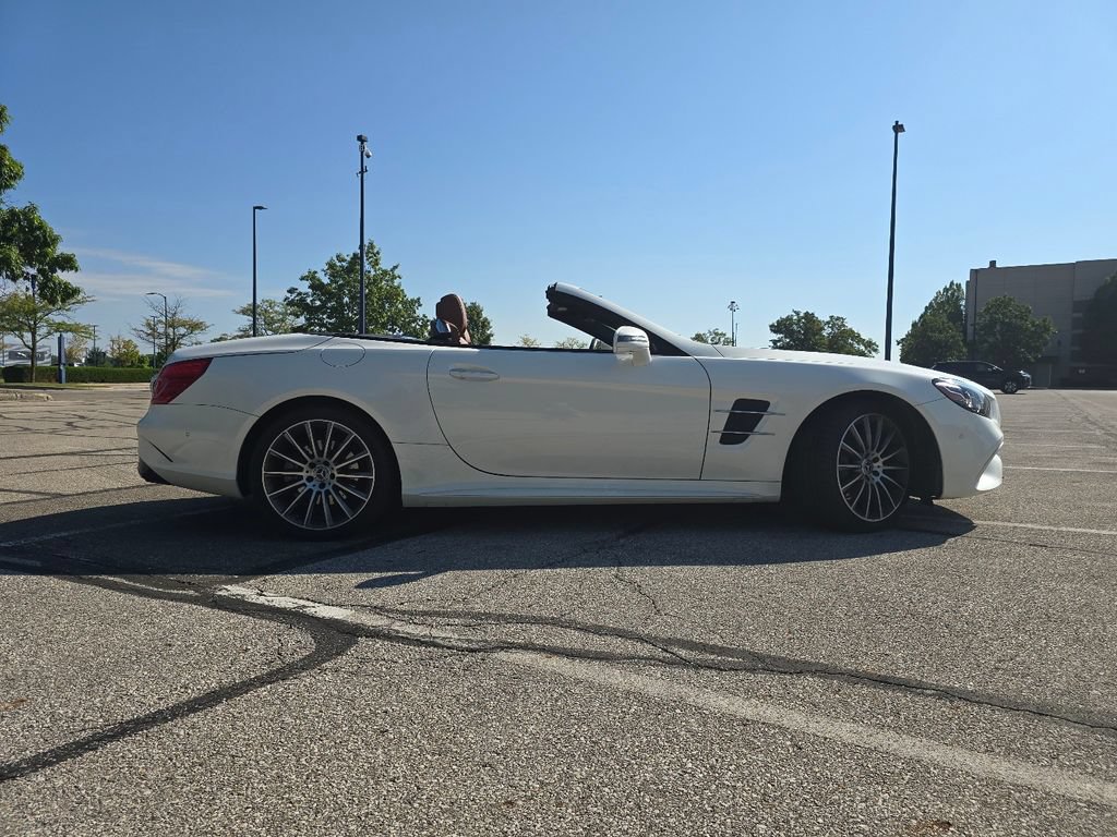 Certified 2020 Mercedes-Benz SL 550 image 16