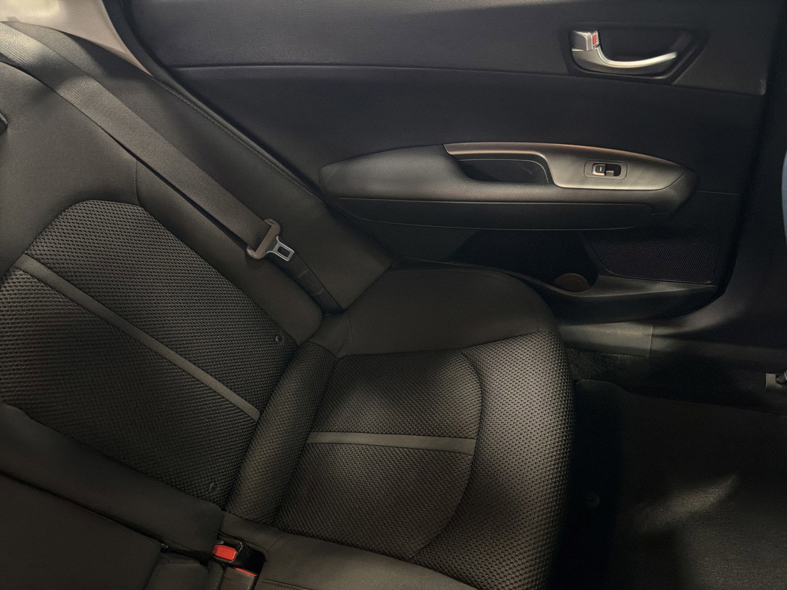 Used 2019 Kia Optima LX image 22