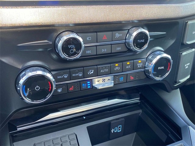 New 2026 Ford F350 Platinum image 21