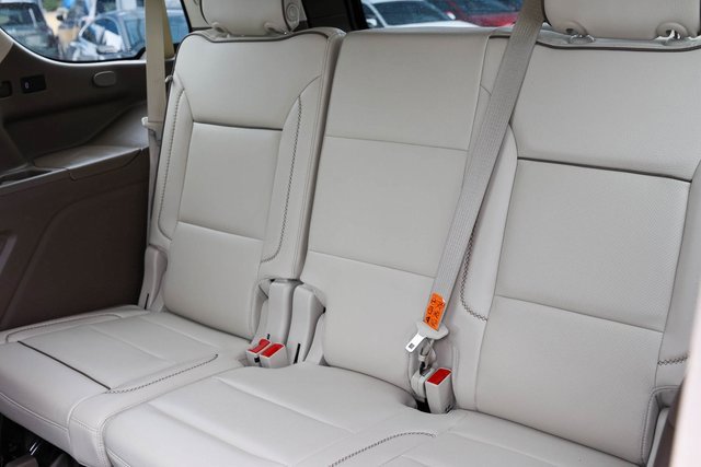 Used 2021 GMC Yukon Denali w/ Denali Premium Package image 20