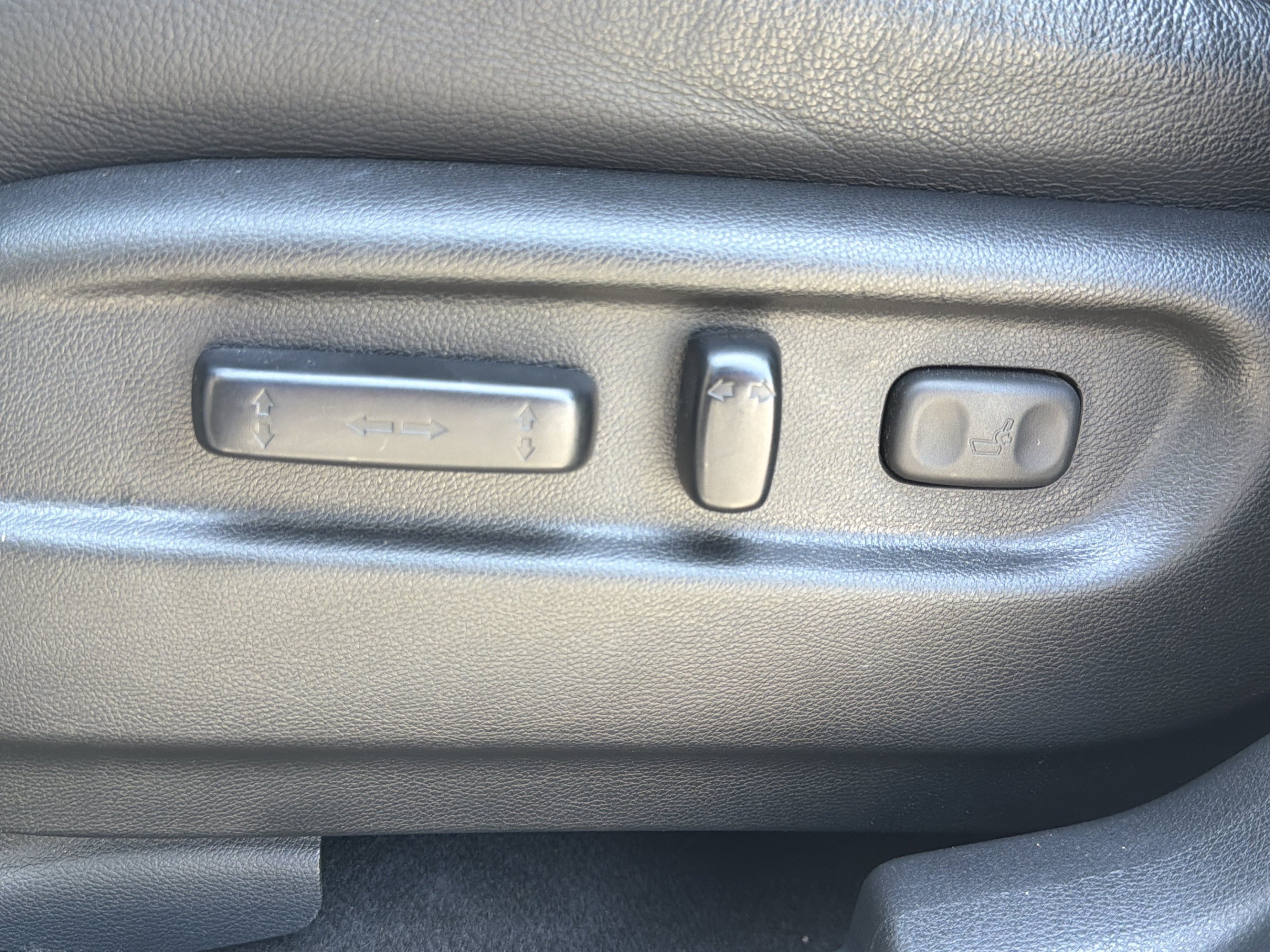 Used 2023 Honda Passport TrailSport image 16