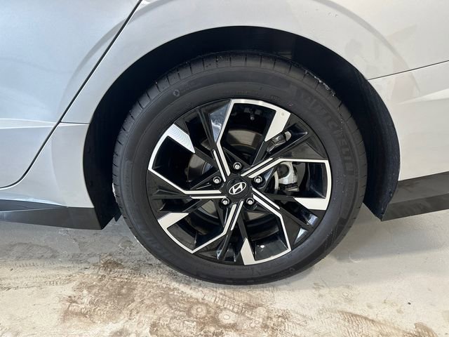 Used 2024 Hyundai Sonata SEL image 16
