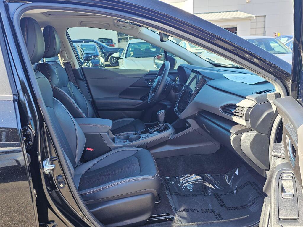 Used 2024 Subaru Crosstrek 2.5i Limited w/ Crosstrek Mirror Package AWD/4WD image 11