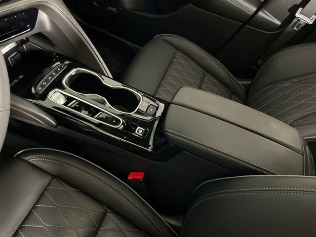 Used 2023 Buick Envision Avenir image 17